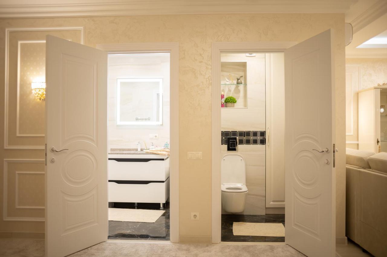 Center Candle Apartment Chişinău Eksteriør billede