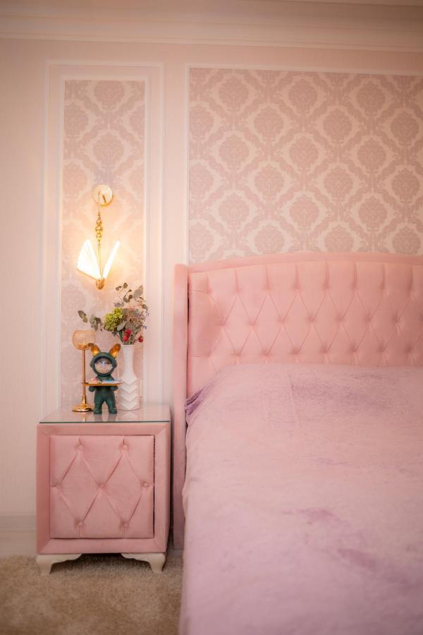 Center Candle Apartment Chişinău Eksteriør billede