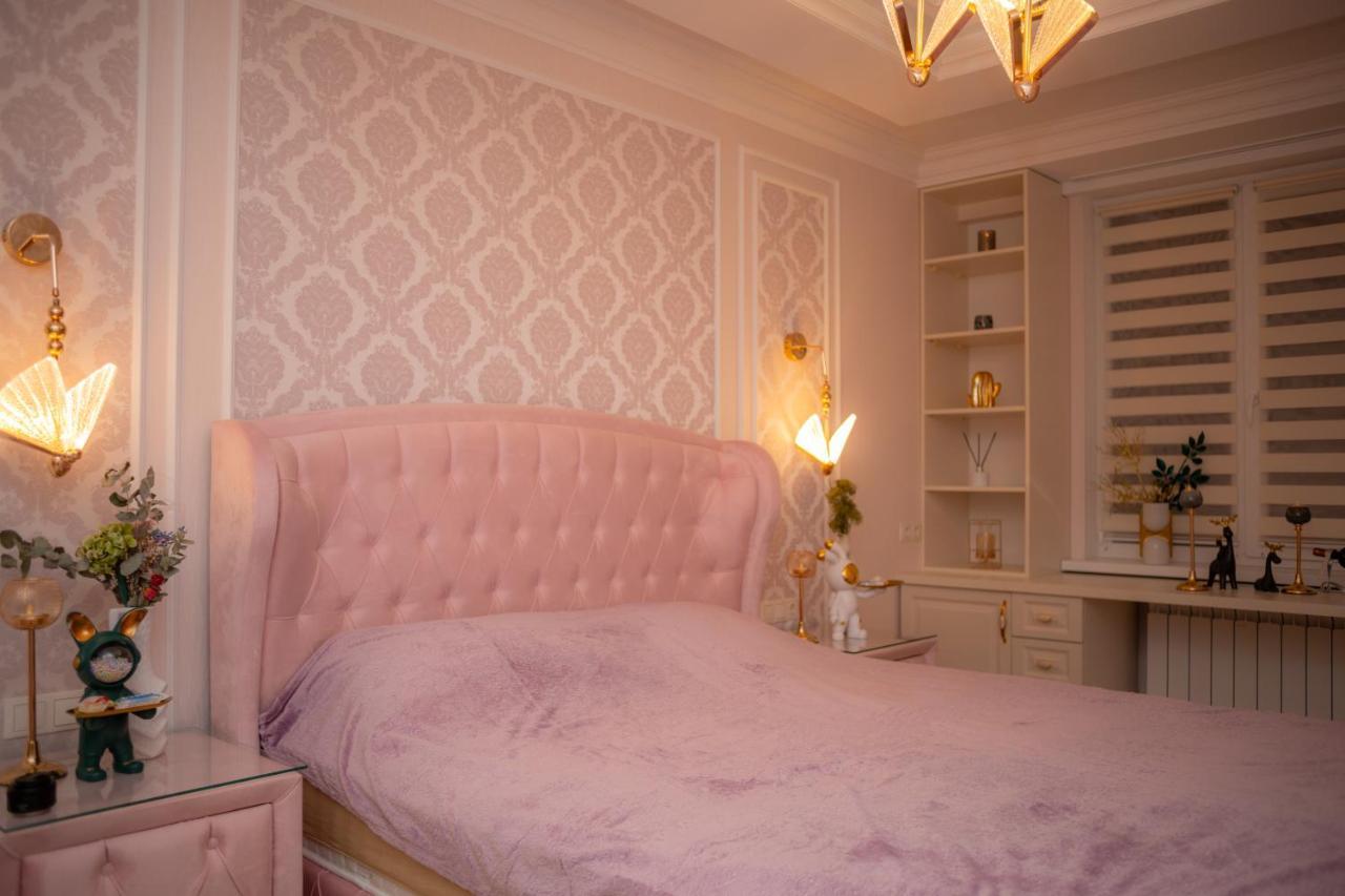 Center Candle Apartment Chişinău Eksteriør billede