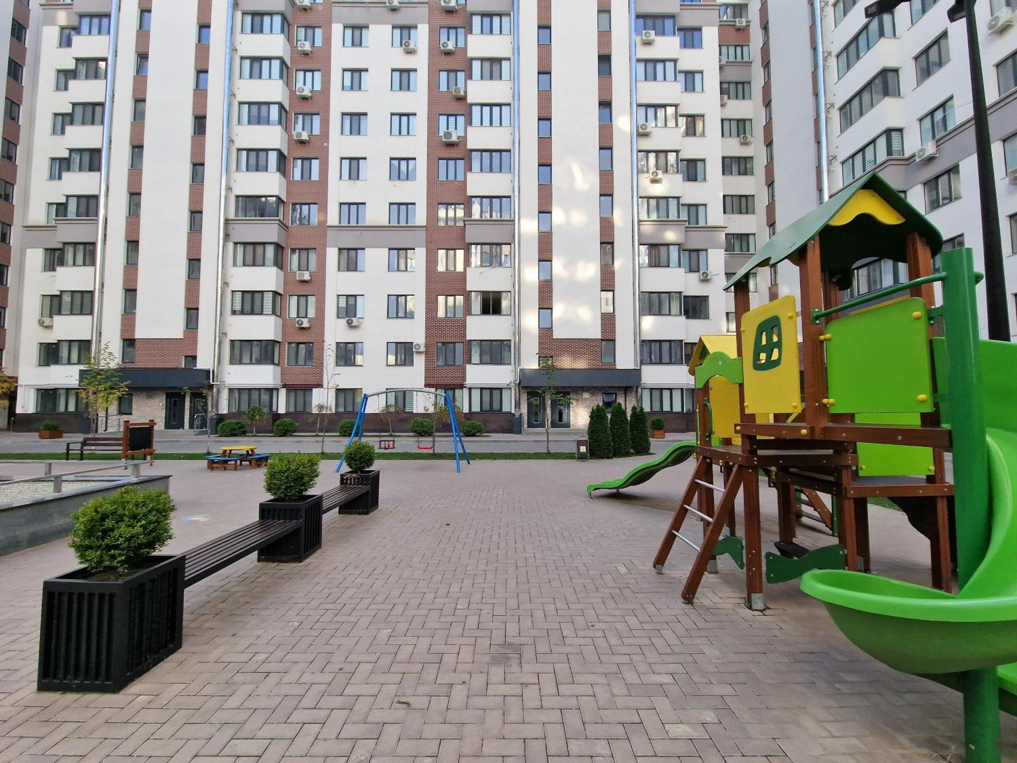 Center Candle Apartment Chişinău Eksteriør billede